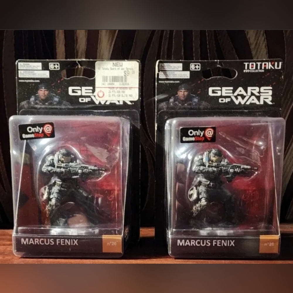 Gears of War Marcus Fenix Totaku Action Figure Lot (Standard & RARE Variant)